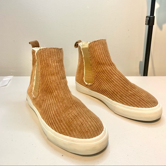 SeaVees Shoes - SEAVEES ANTHROPOLOGIE LAGUNA CHELSEA BOOT CORDUROY SHERPA LINED PULL ON BOOTS